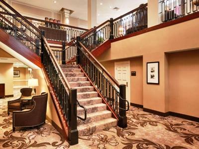 Hampton & Inner Harbor Hotel