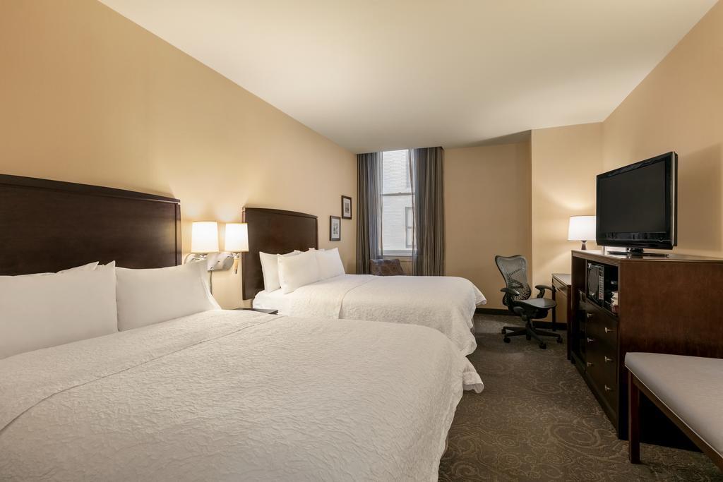 Hampton & Inner Harbor Hotel Baltimore