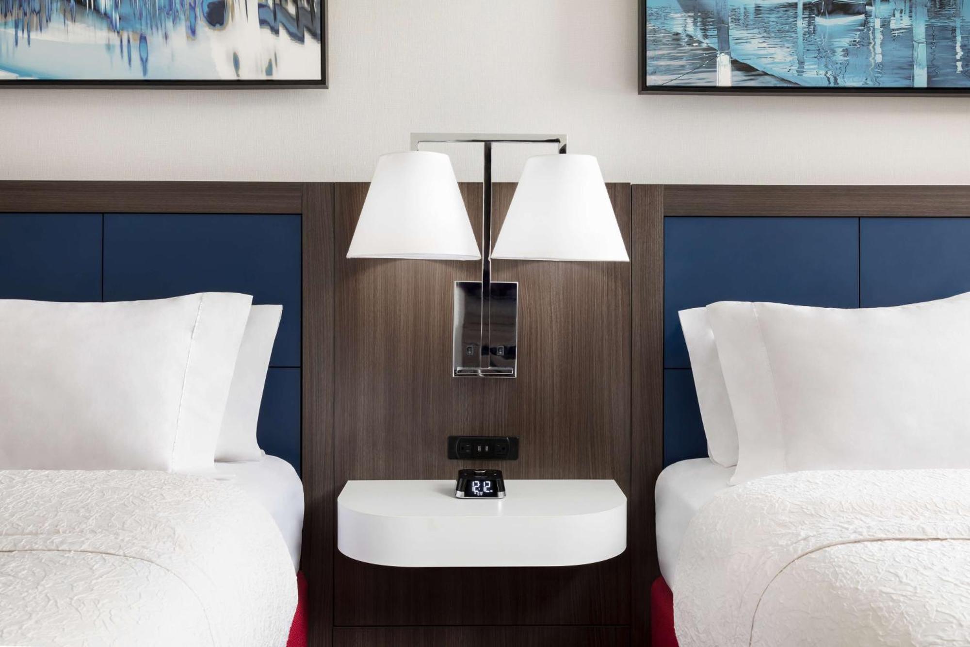 Hotel Hampton & Inner Harbor Baltimore