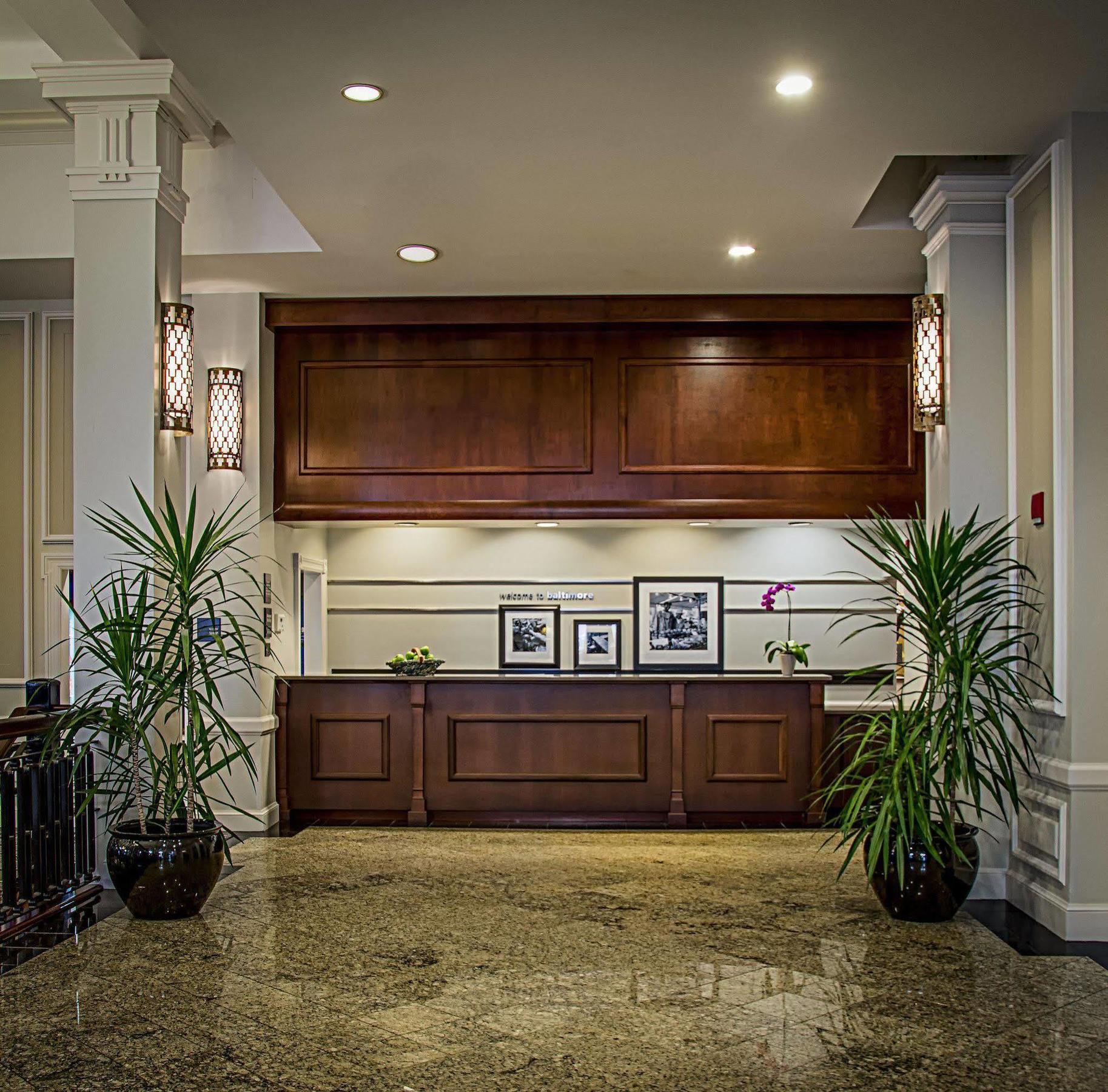 Hampton & Inner Harbor Hotel